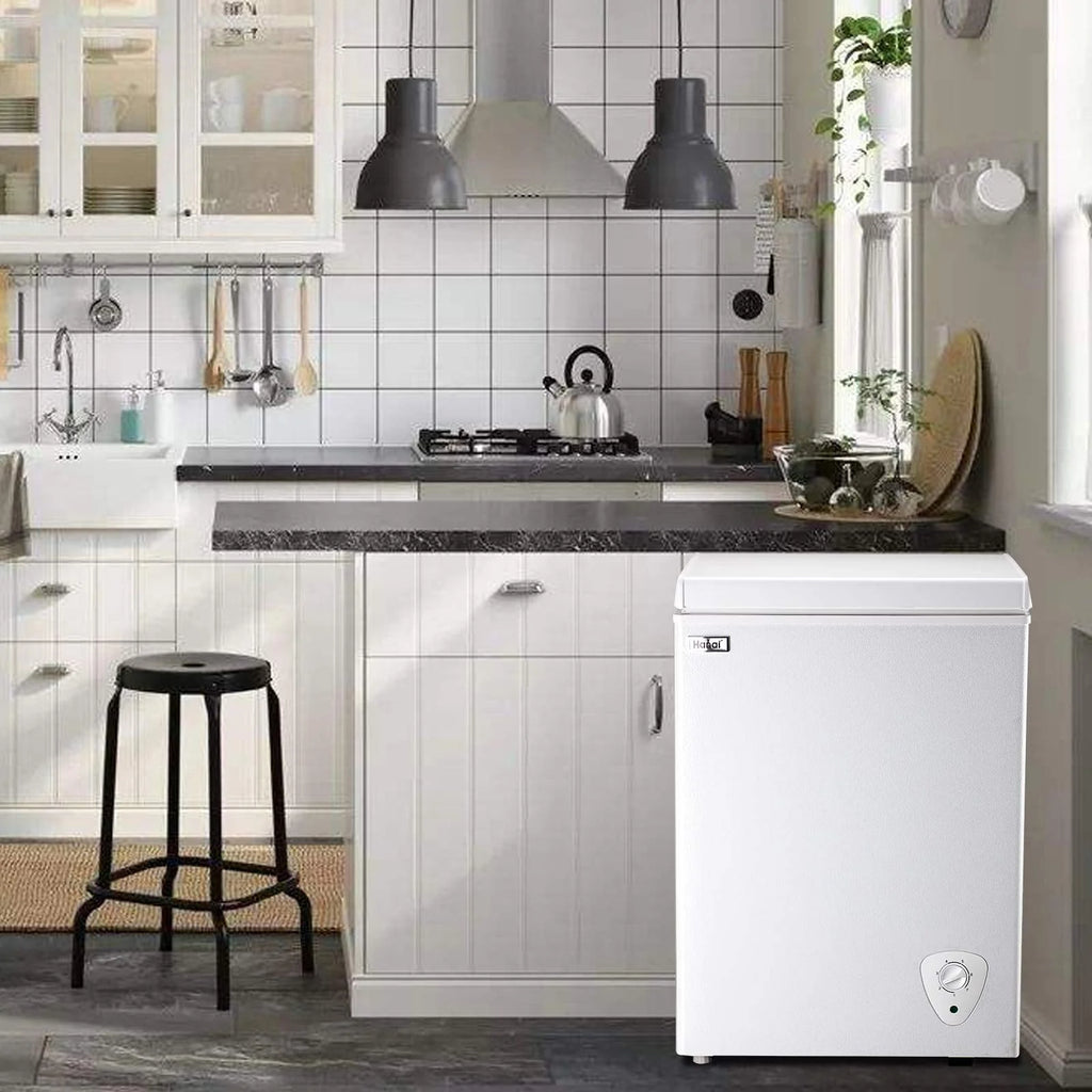 3.5 Cubic Chest Freezer with Storage Basket M42501